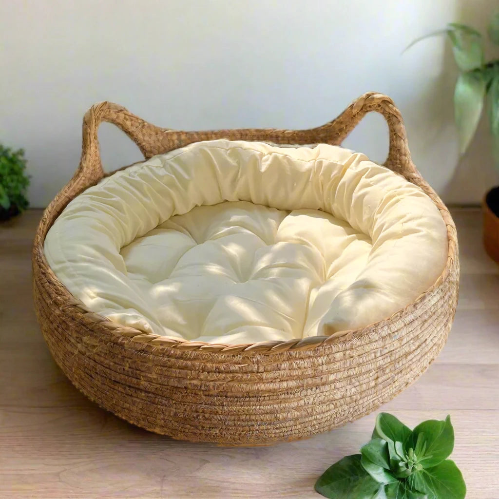 Rattan Cat Basket Bed โ Cozy Round Pet Bed with Soft Cushion